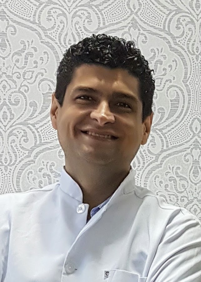 Dr. Marcelo Rocha, implantodontista em São Luís - MA